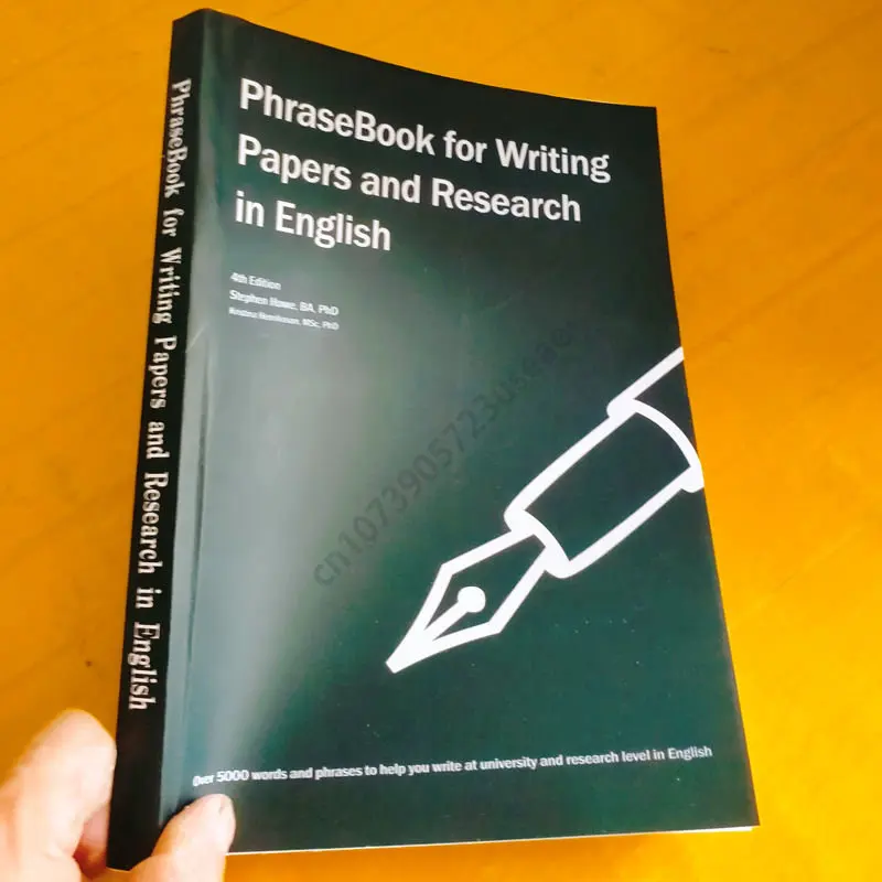 Original English Version PhraseBook for Writing Papers and Research In English 4th Study English Books for Teenager